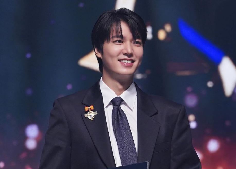 لی مین‌هو در ۳۸سالگی همچنان جذاب است